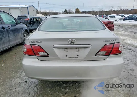 2004 Lexus Es 330 z USA, uszkodzony, nr VIN JTHBA30G445040366